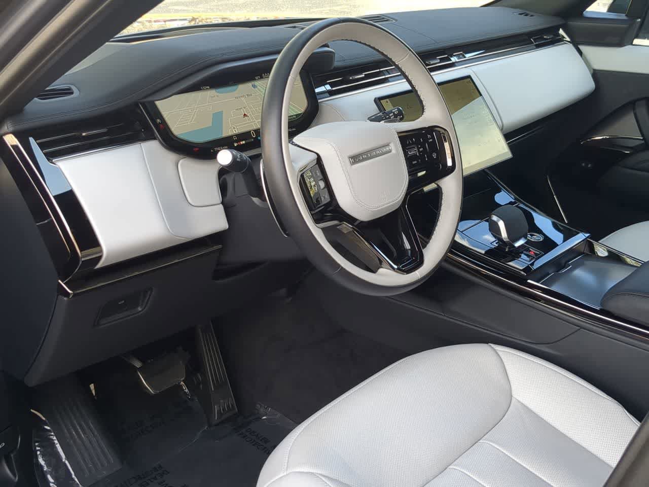 Used 2025 Land Rover Range Rover Sport Dynamic SE image 10