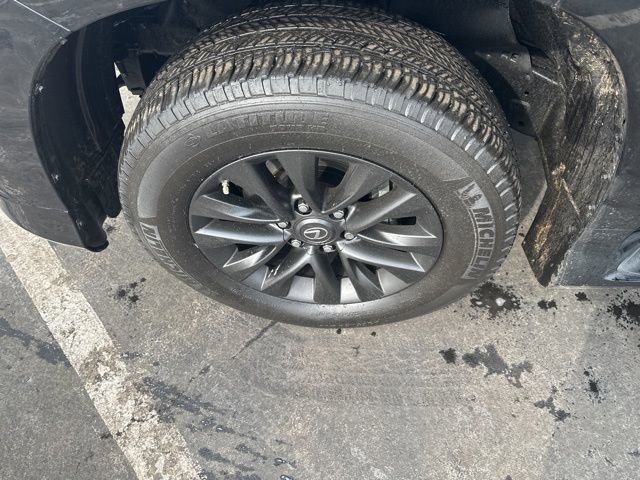 Used 2023 Lexus GX 460 Premium w/ Premium Package image 25