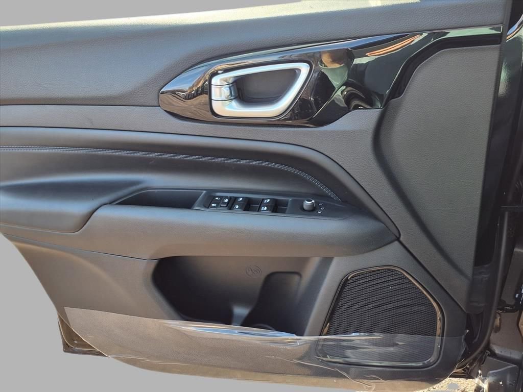 New 2026 Jeep Compass Latitude image 15