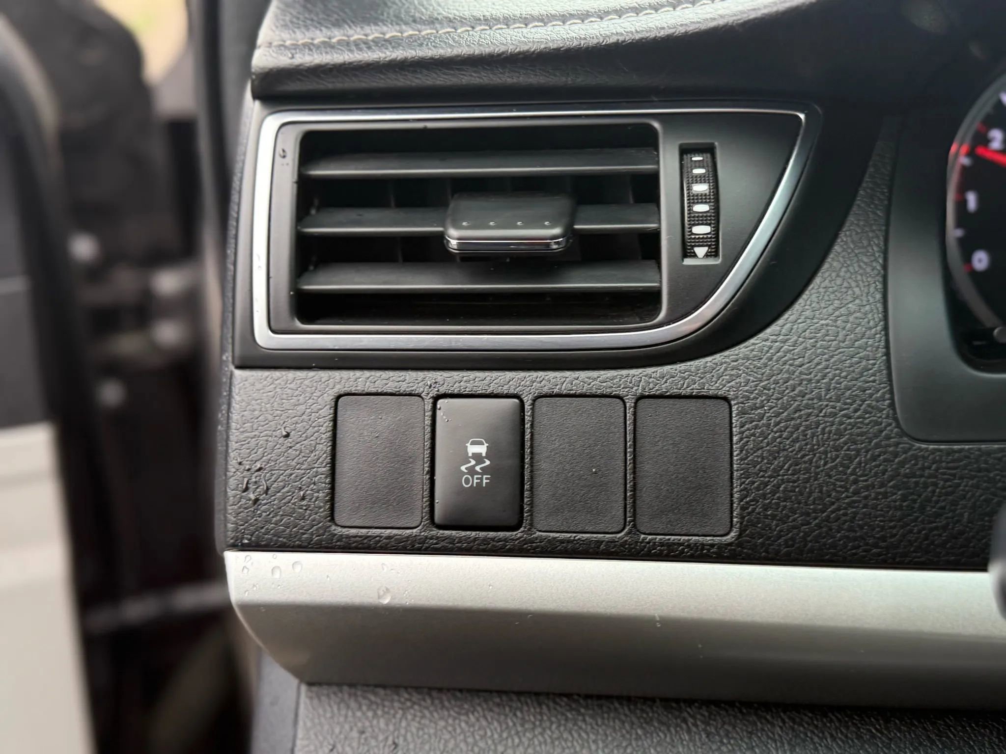 Used 2017 Toyota Camry SE image 27