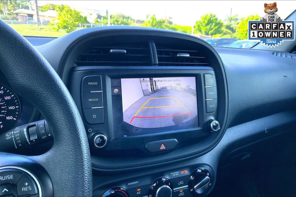 Used 2022 Kia Soul LX w/ Technology Package FWD image 19