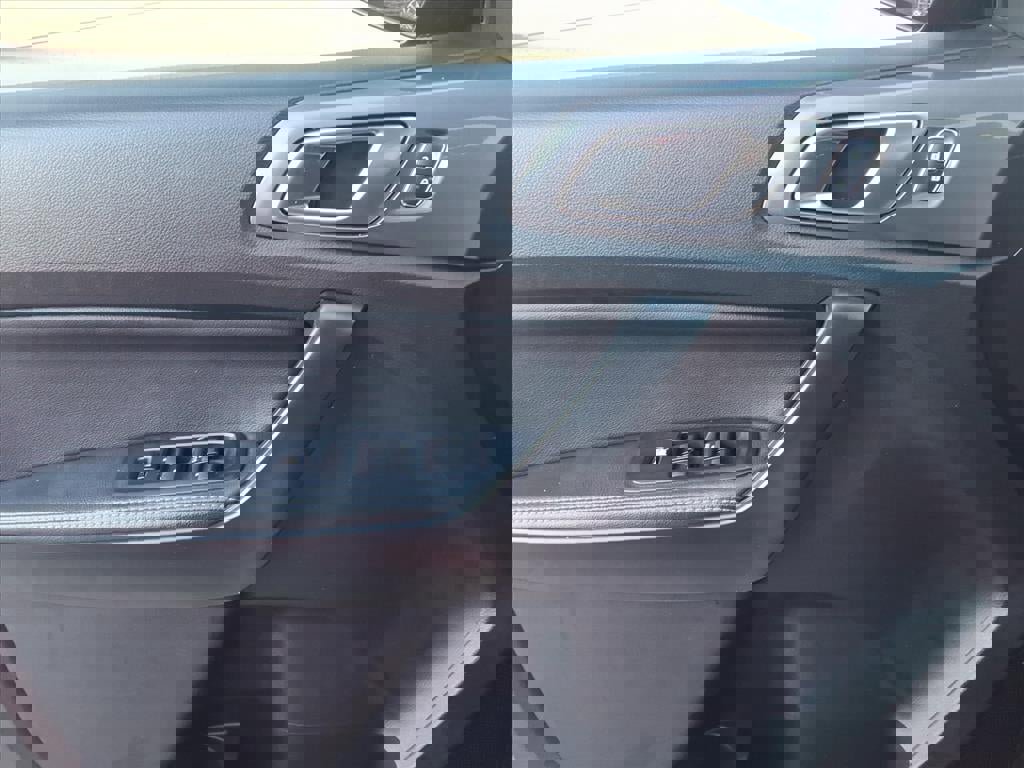 Used 2023 Ford Ranger Lariat w/ Technology Package image 18