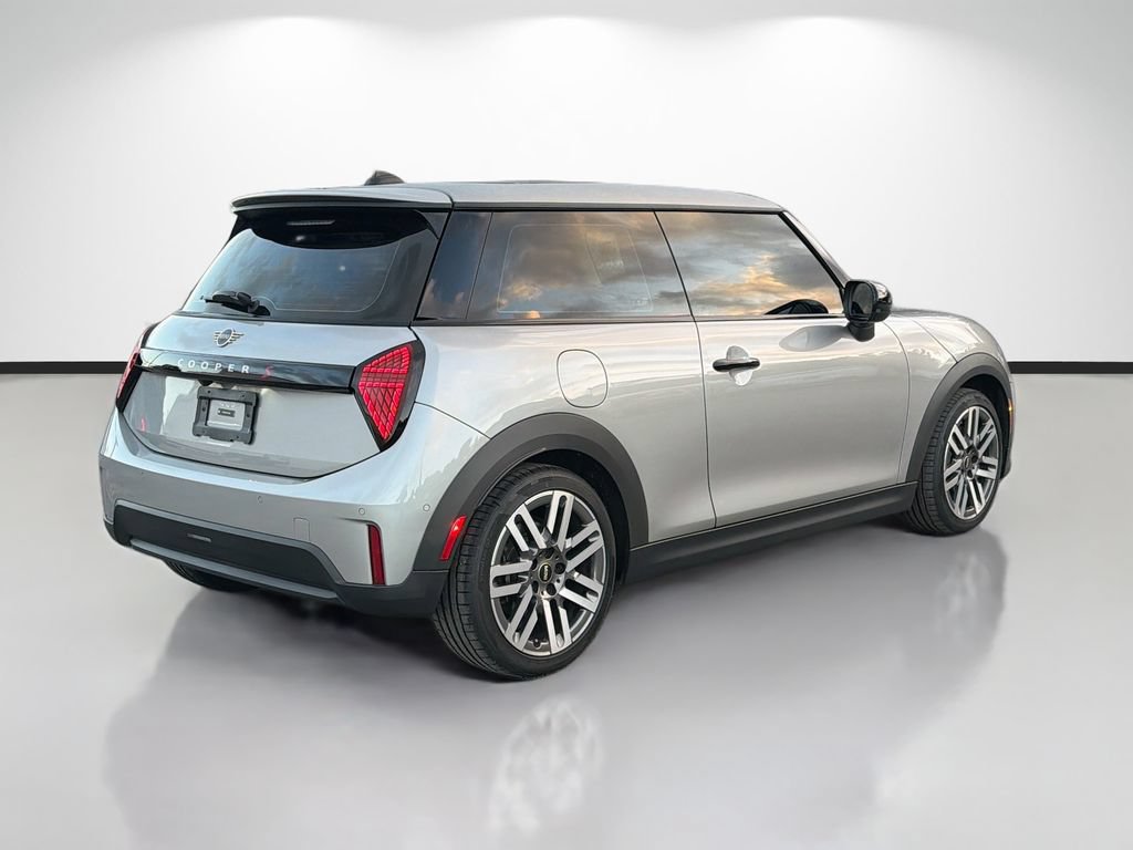 Used 2025 MINI Cooper S FWD image 3