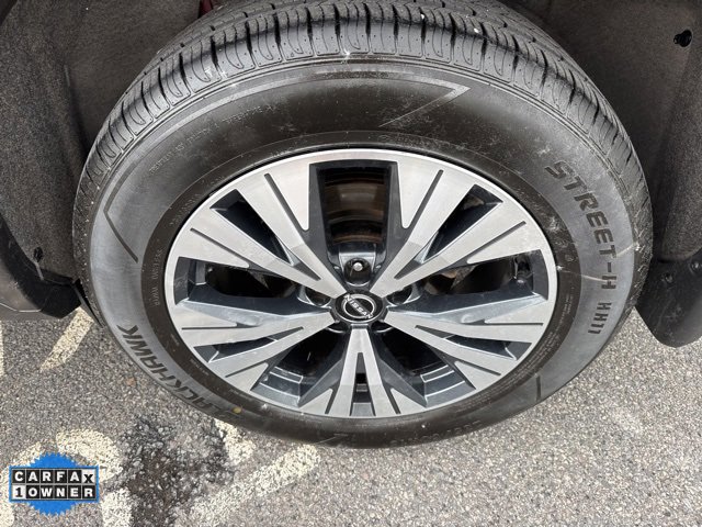 Certified 2022 Nissan Rogue SV w/ SV Premium Package image 35