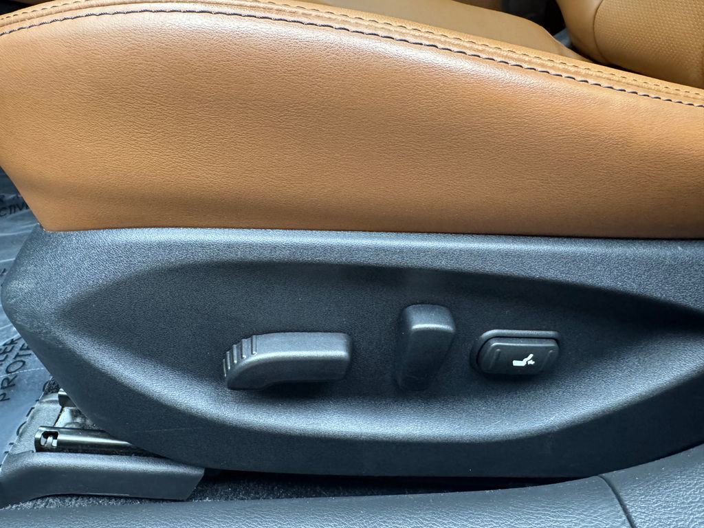 Used 2023 INFINITI Q50 Luxe w/ Cargo Package image 11