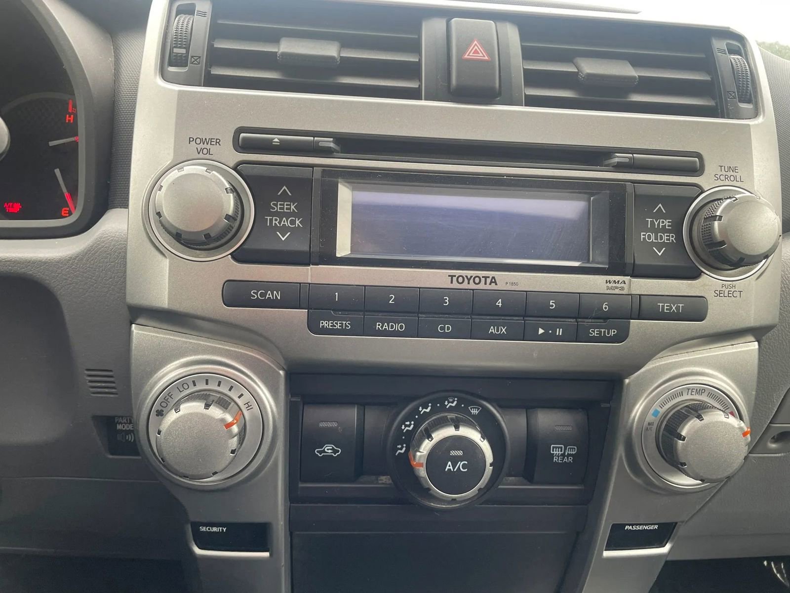 Used 2012 Toyota 4Runner SR5 w/ Convenience Pkg AWD/4WD image 9