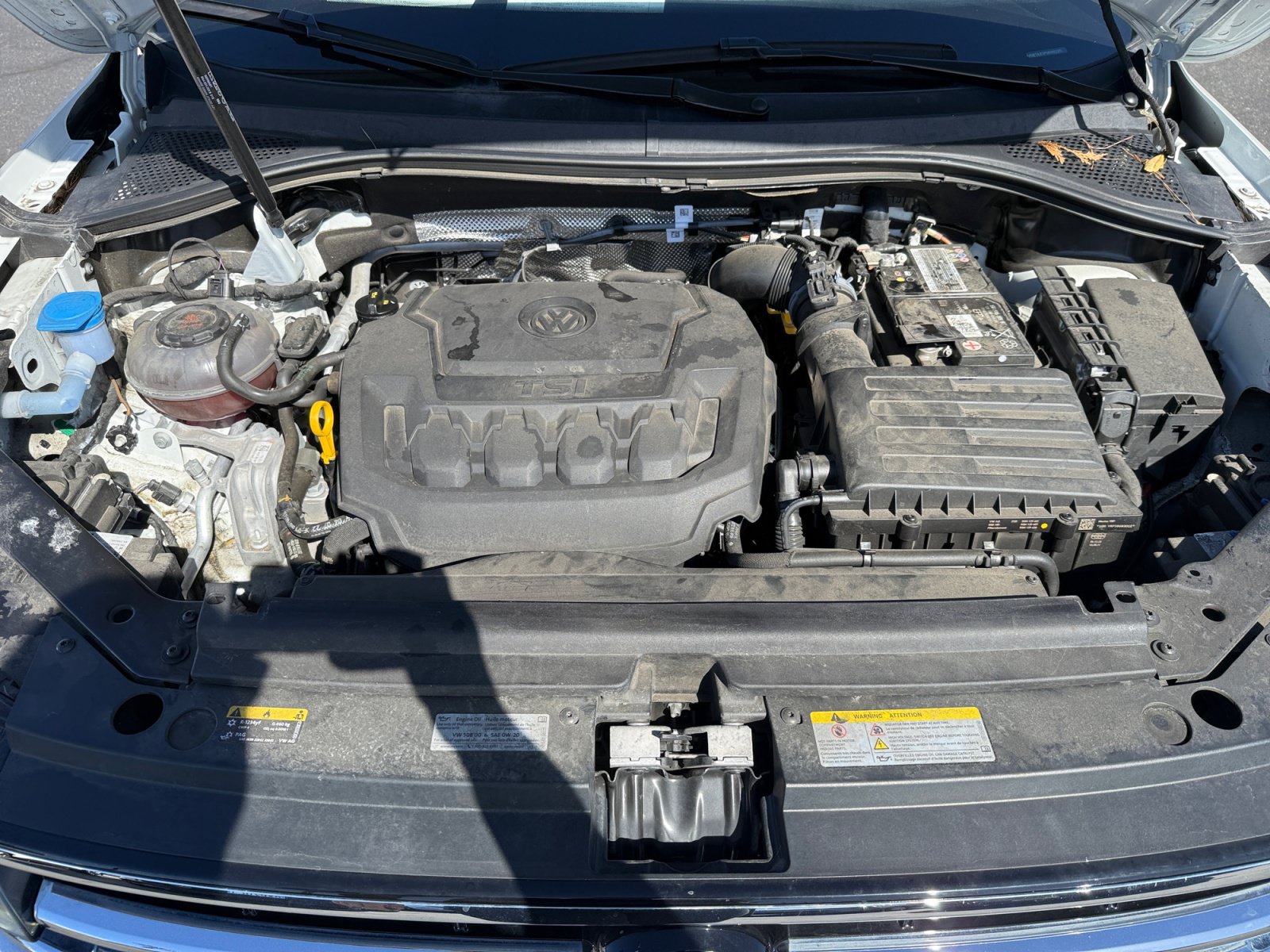 Used 2023 Volkswagen Tiguan SE w/ Panoramic Sunroof Package FWD image 20