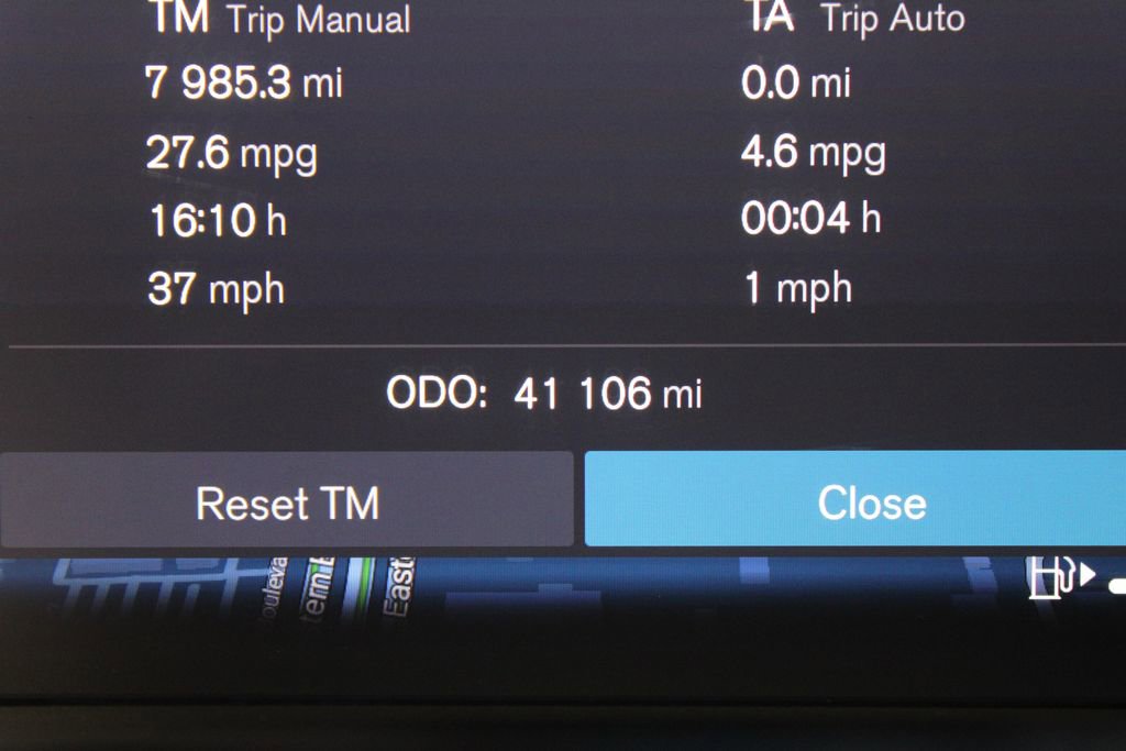 Used 2025 Volvo XC40 B5 Core AWD/4WD image 11