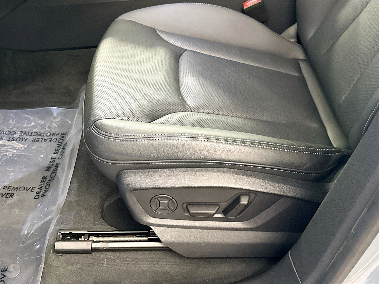 Certified 2025 Audi Q8 Premium Plus w/ Premium Plus Package image 20