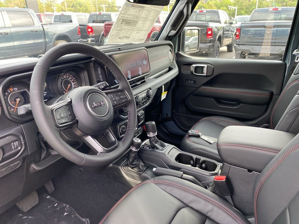 New 2025 Jeep Gladiator Rubicon AWD/4WD image 24