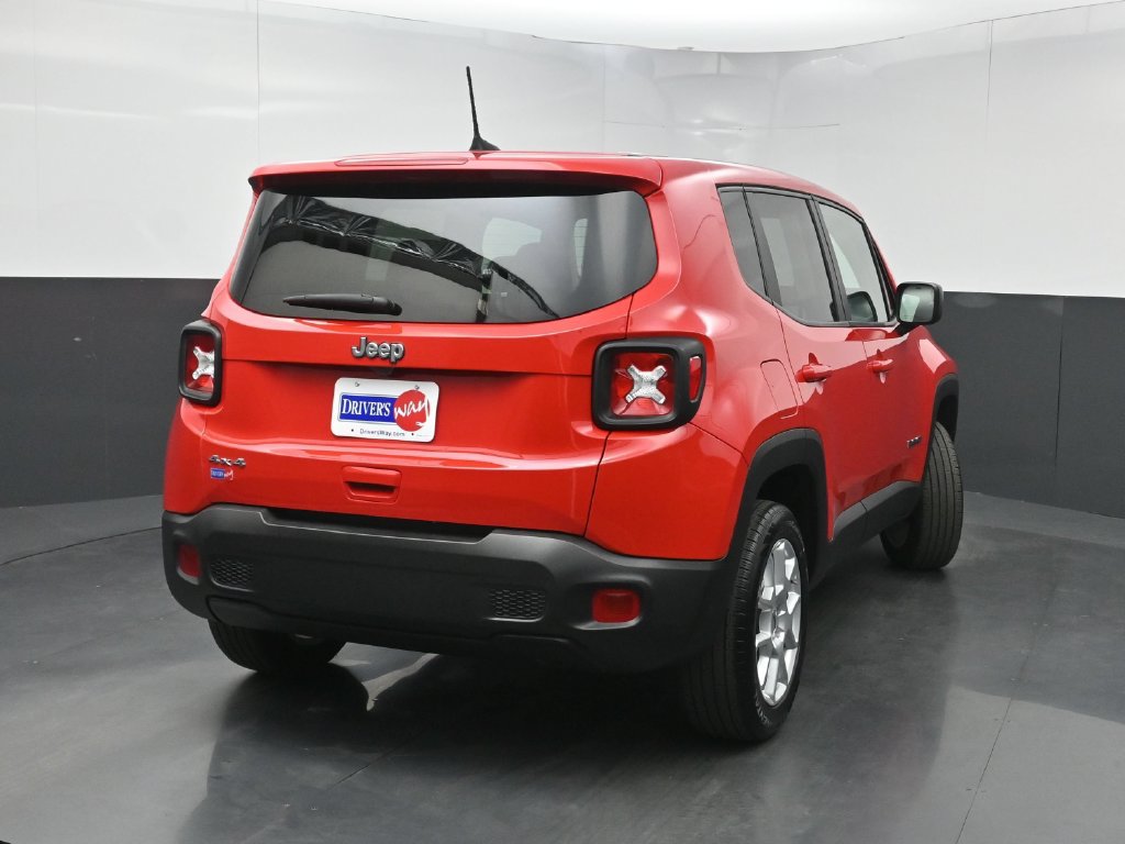 Used 2023 Jeep Renegade Latitude AWD/4WD image 20