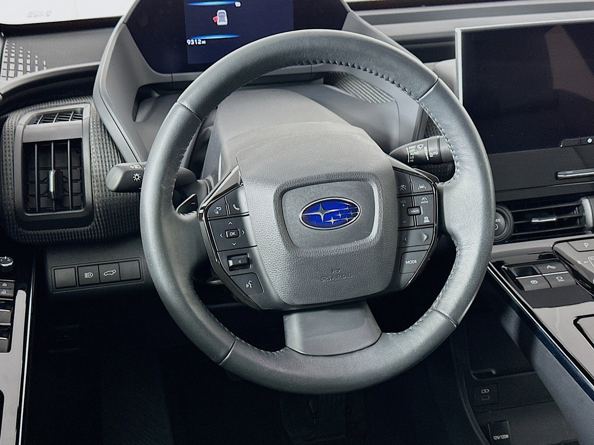 Used 2023 Subaru Solterra Limited image 18