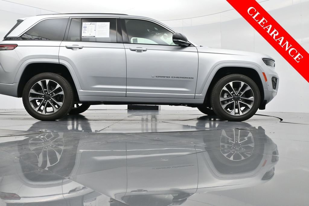 Used 2023 Jeep Grand Cherokee Overland image 43