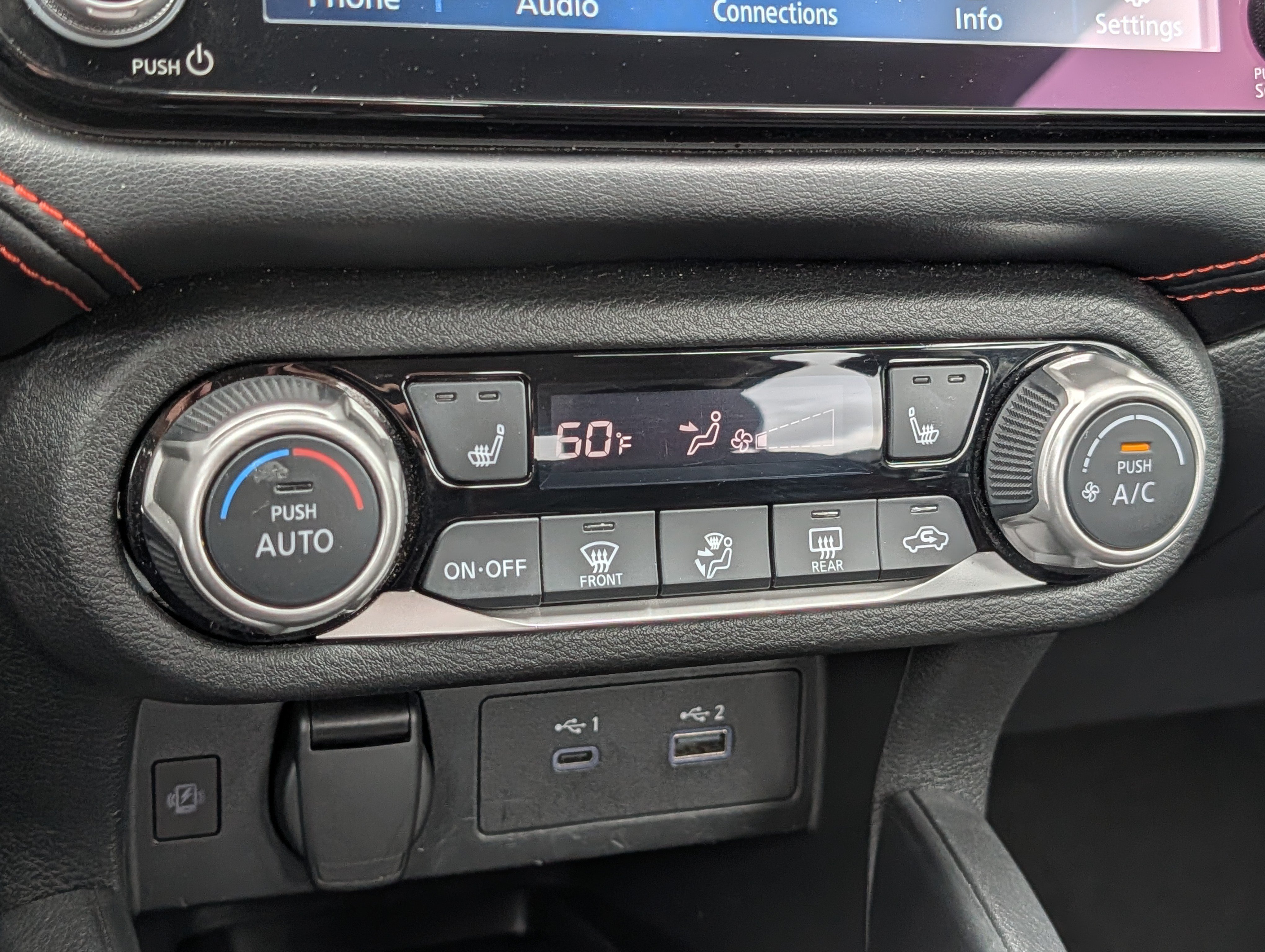 Used 2024 Nissan Versa SR FWD image 23
