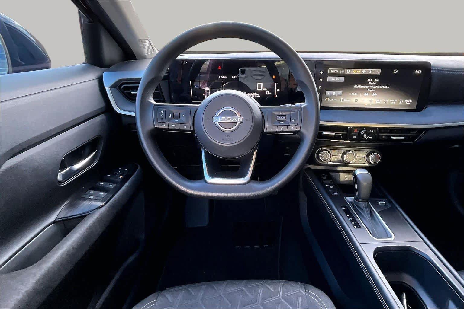 Used 2025 Nissan Kicks SV w/ SV Premium Package AWD/4WD image 6