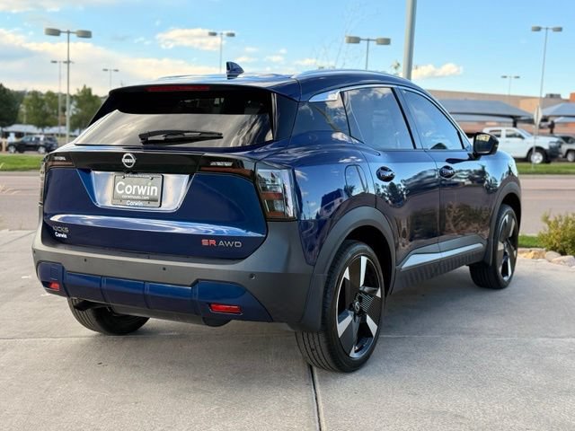 Used 2025 Nissan Kicks SR AWD/4WD image 10