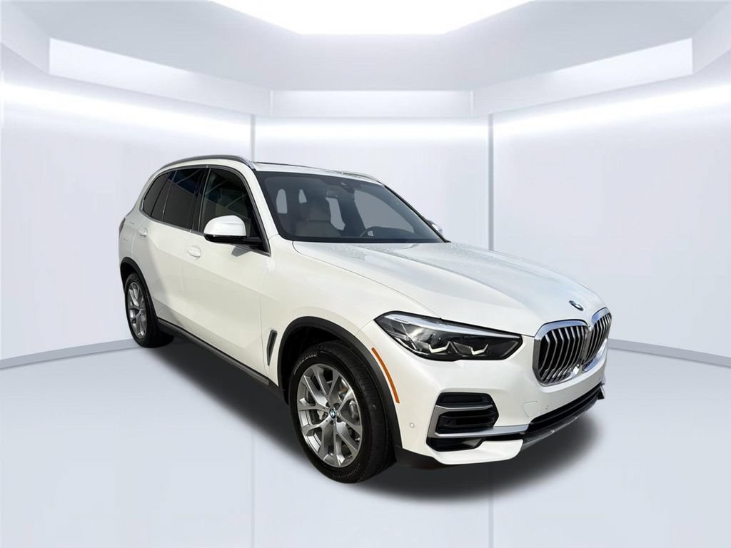 Used 2022 BMW X5 sDrive40i w/ Luxury Seating Package RWD image 9