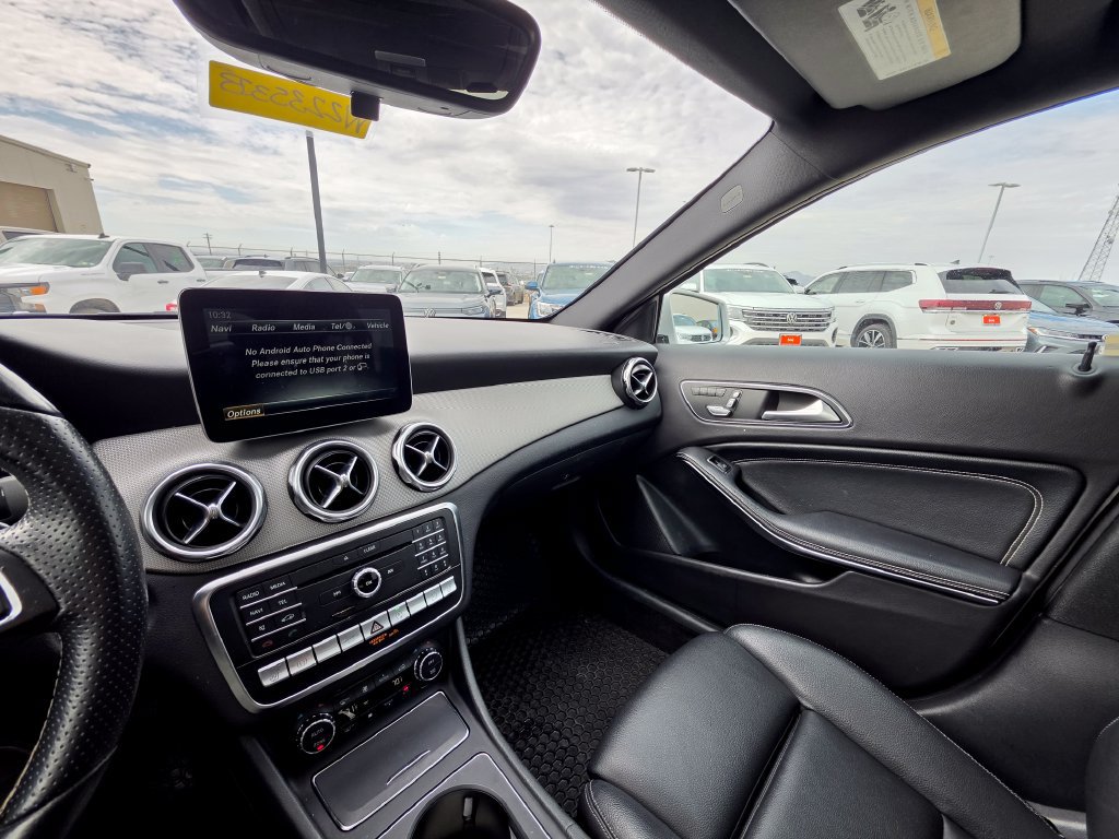 Used 2018 Mercedes-Benz GLA 250 4MATIC image 13