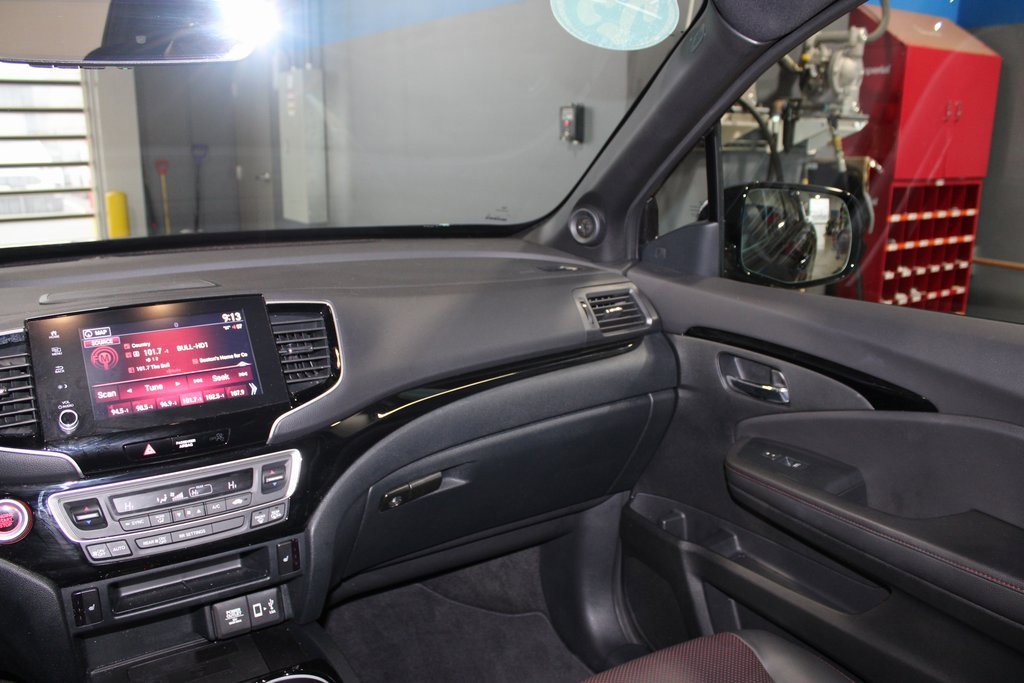 Certified 2023 Honda Ridgeline Black Edition image 28