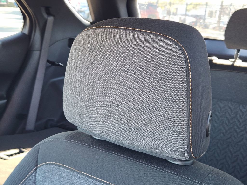 Used 2023 Chevrolet Equinox LT image 16