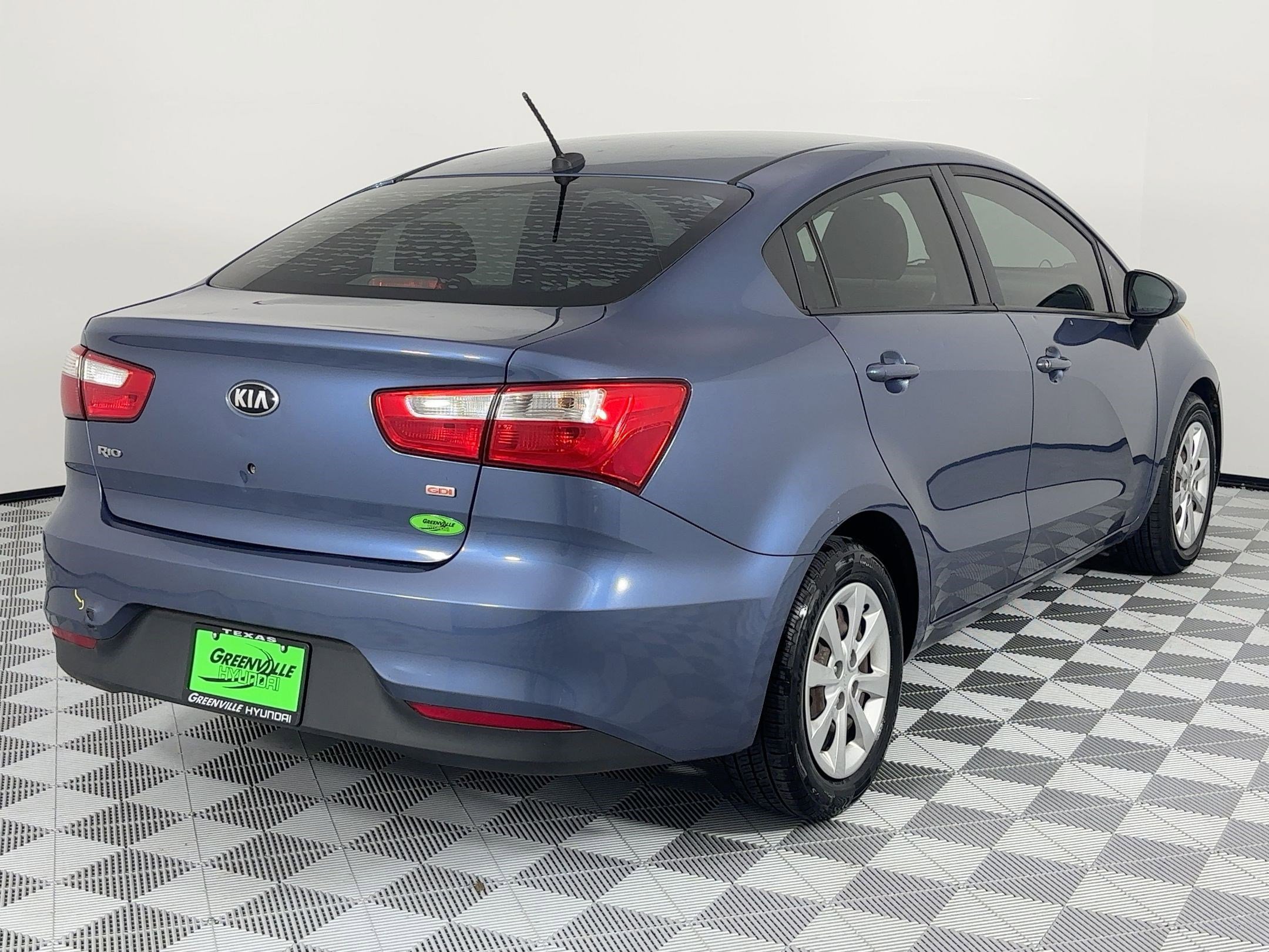 Used 2016 Kia Rio LX image 9