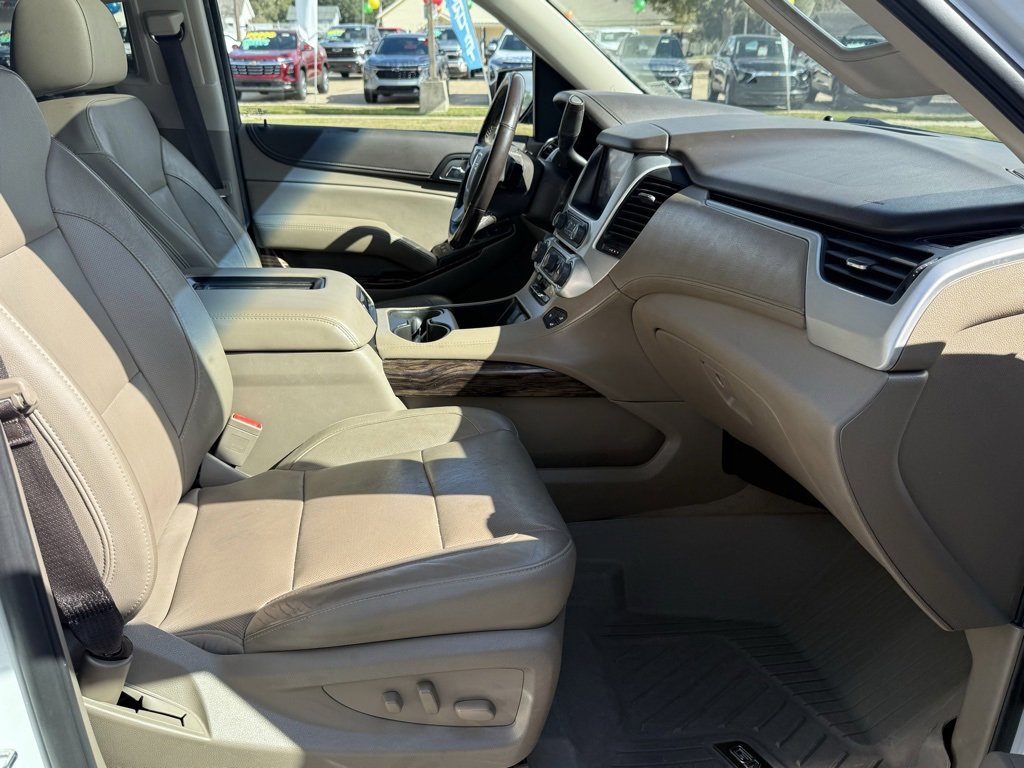 Used 2020 GMC Yukon XL SLT w/ Premium Edition image 55