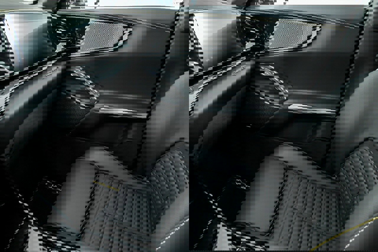 Used 2025 Ferrari Purosangue image 45