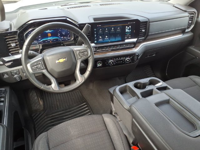 Used 2024 Chevrolet Silverado 1500 LT AWD/4WD image 22