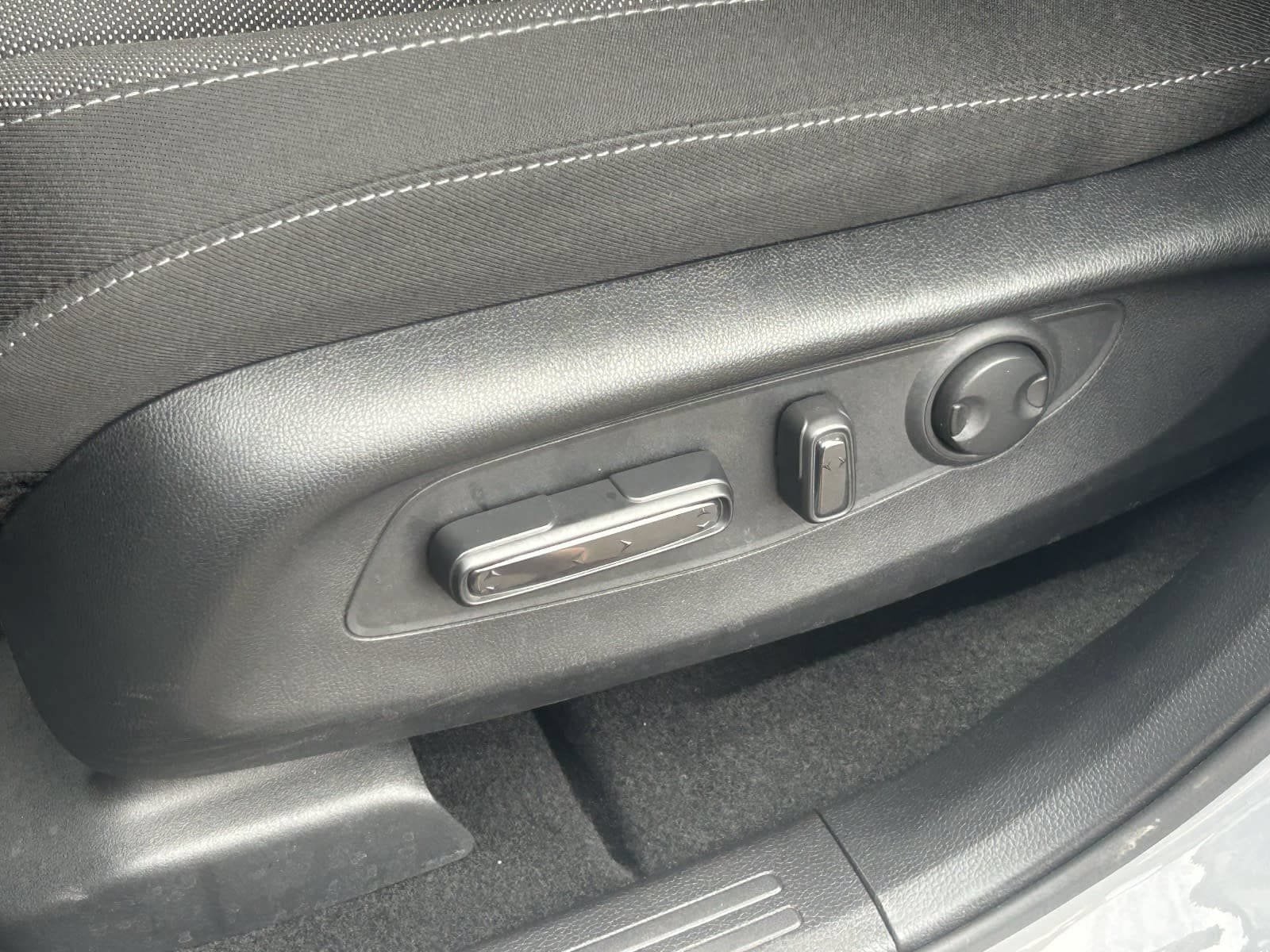 Certified 2026 Honda CR-V EX image 25