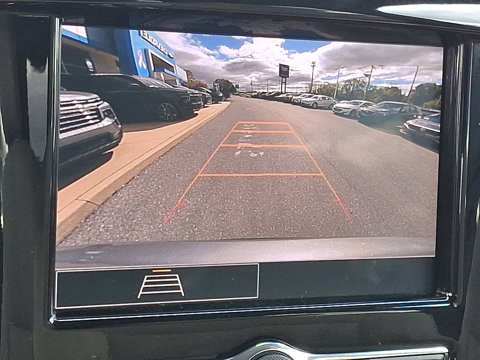 Certified 2023 Chevrolet Traverse LS w/ Safety Package FWD image 20