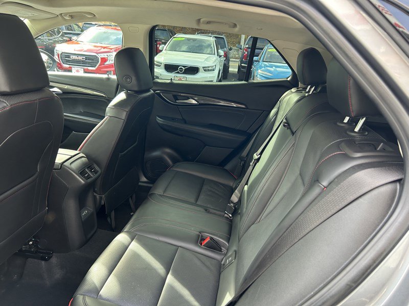 Used 2022 Buick Envision Essence w/ Technology Package I image 18