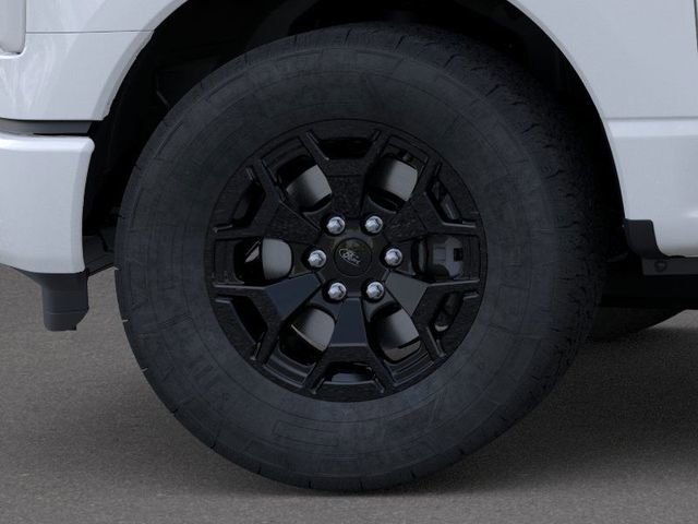 New 2025 Ford F150 Lightning XLT image 37