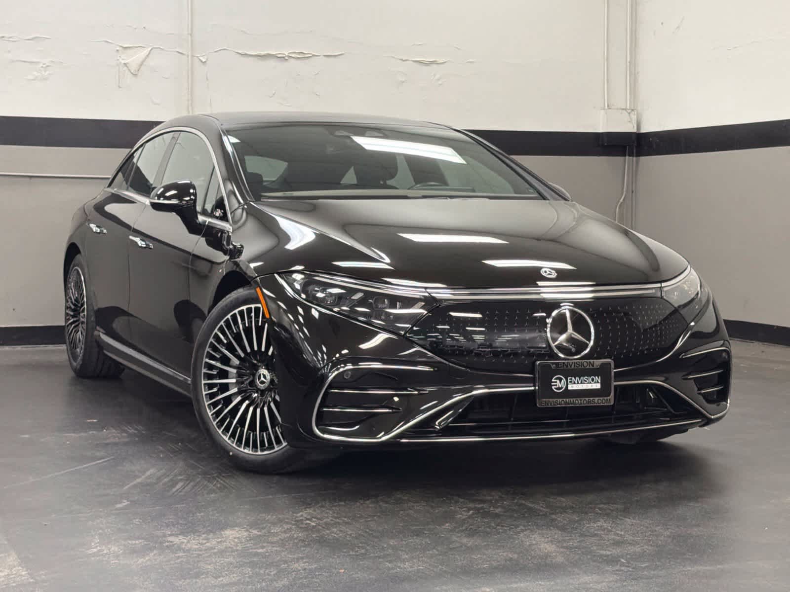 Used 2023 Mercedes-Benz EQS 450+ Sedan image 2