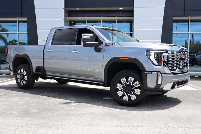 New 2026 GMC Sierra 3500 Denali image 2