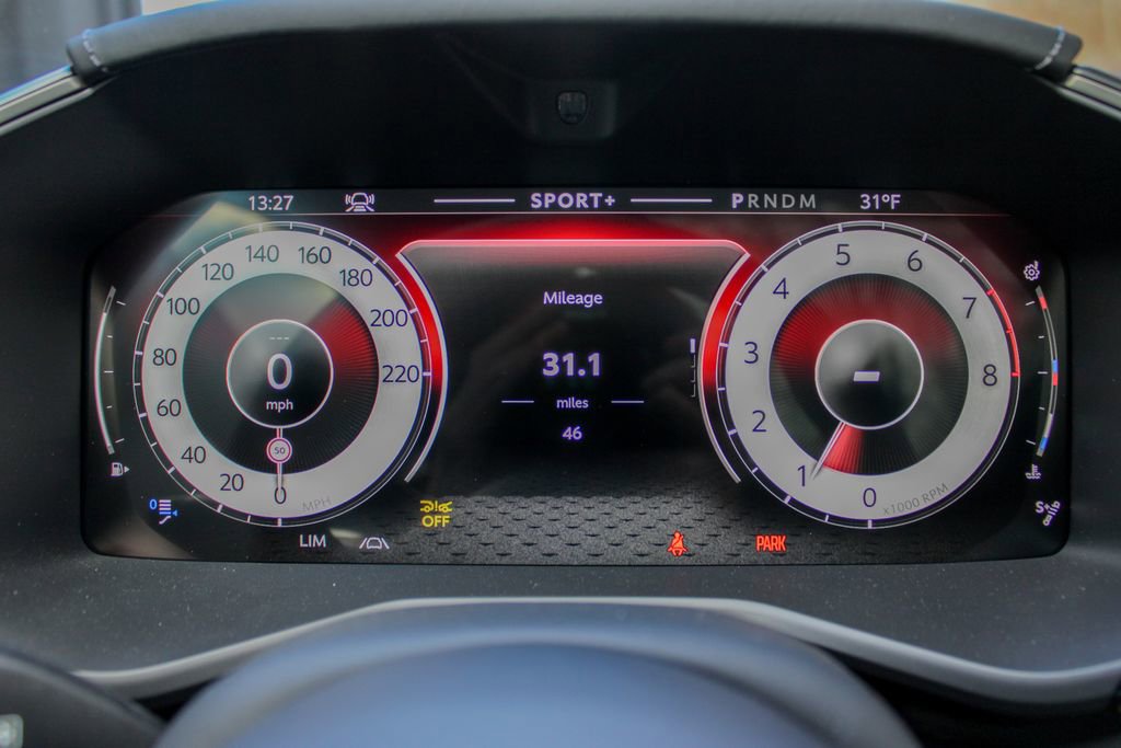 New 2026 Aston Martin DBX 707 image 15