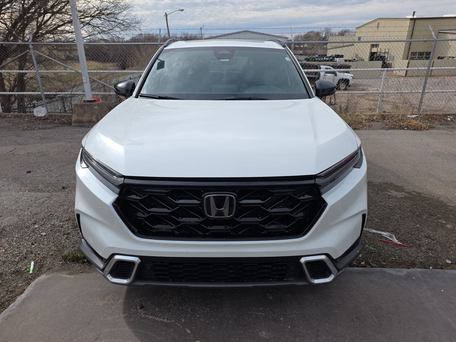 Used 2023 Honda CR-V Sport Touring image 2