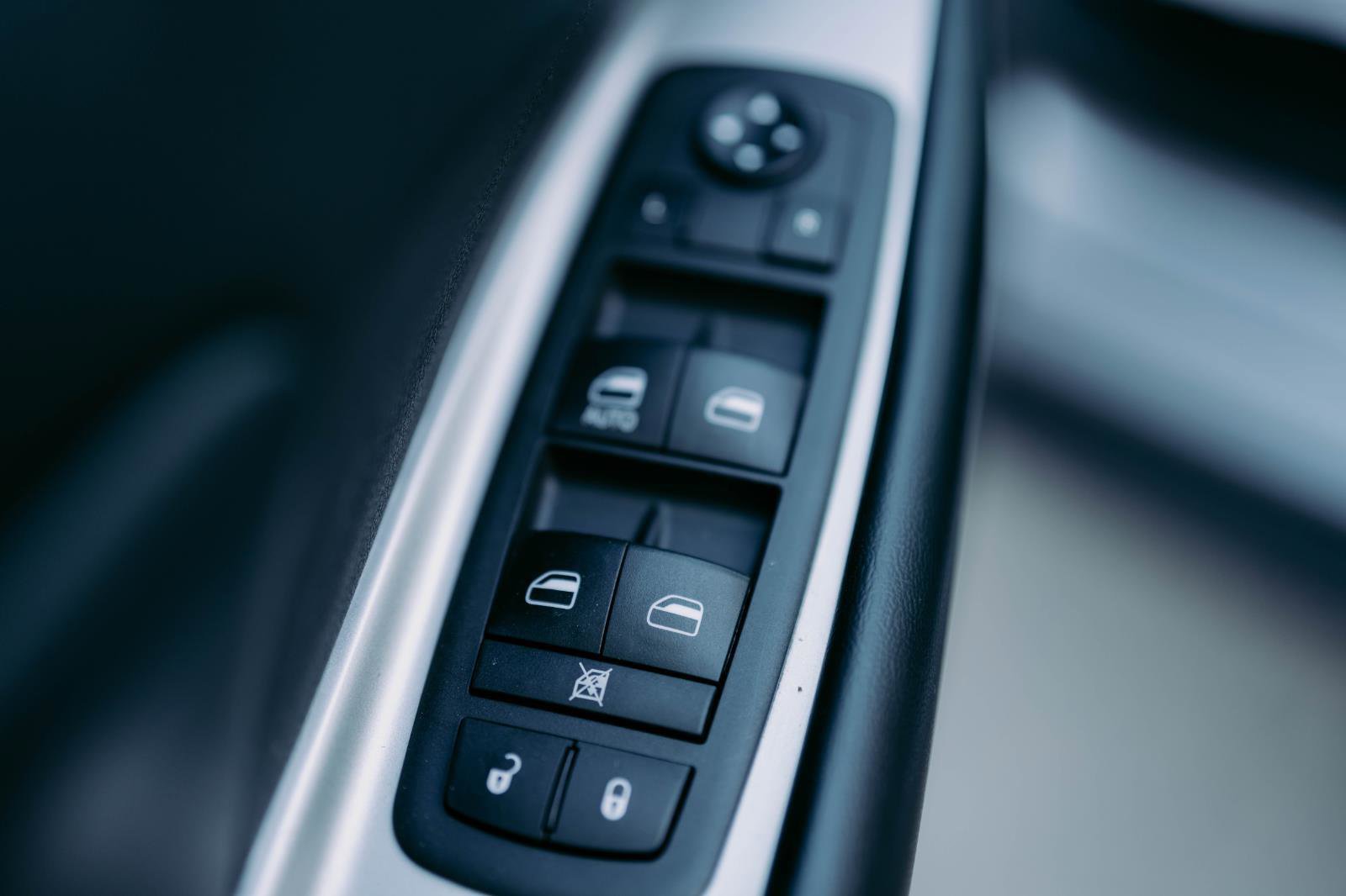 Used 2019 Dodge Journey SE image 14