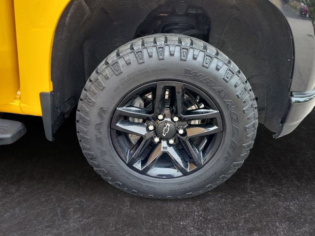 Used 2022 Chevrolet Silverado 1500 LT Trail Boss w/ LPO, Dark Essentials Package image 28