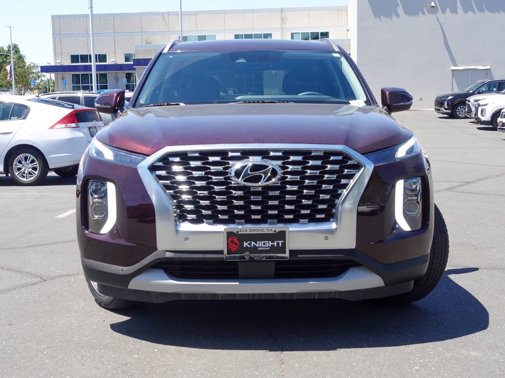 Used 2020 Hyundai Palisade SEL w/ Premium Package FWD image 2
