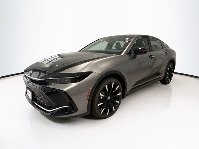 New 2025 Toyota Crown Platinum AWD/4WD image 3