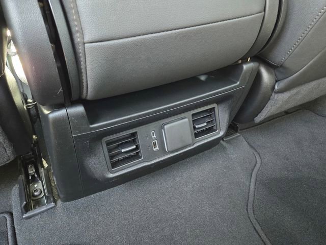Used 2025 GMC Sierra 1500 SLT image 13