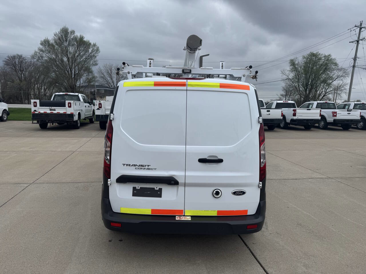 Used 2016 Ford Transit Connect XL image 14