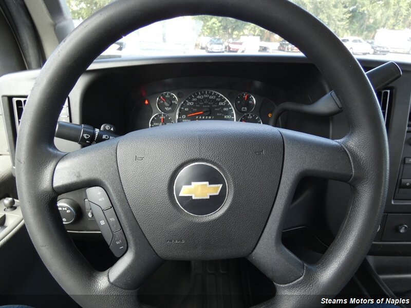 Used 2021 Chevrolet Express 2500 w/ Driver Convenience Package RWD image 27