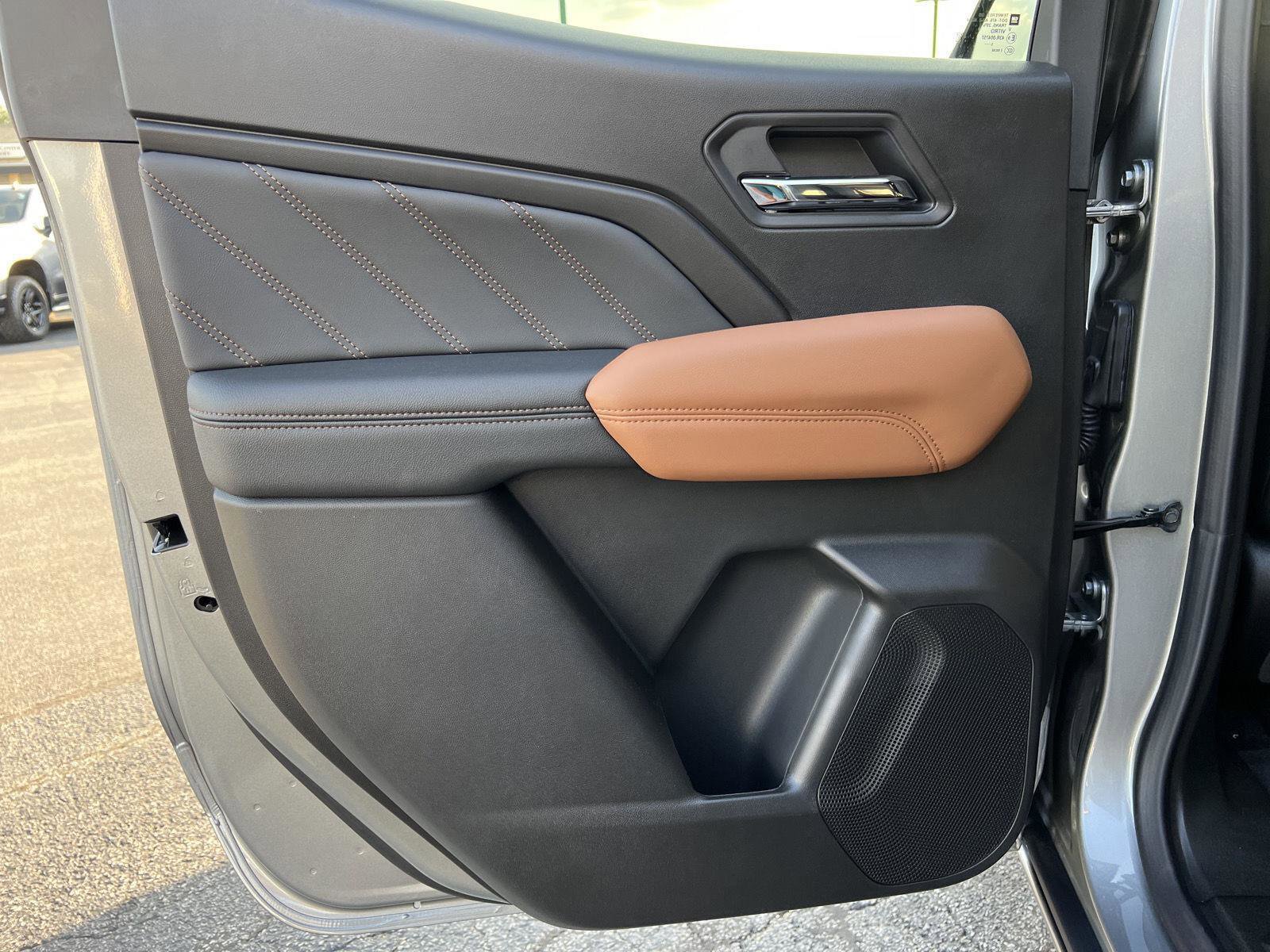 New 2026 GMC Canyon AT4 image 16