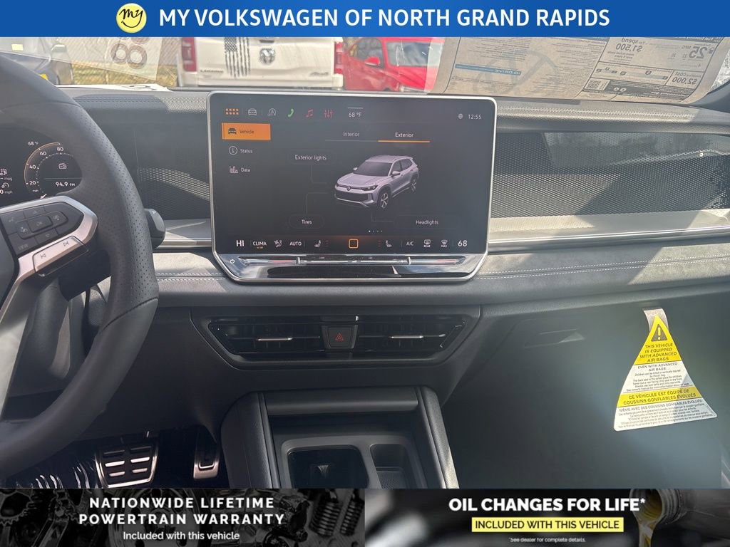 New 2026 Volkswagen Tiguan SE R-Line image 14