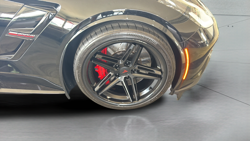 Used 2017 Chevrolet Corvette Grand Sport RWD image 36