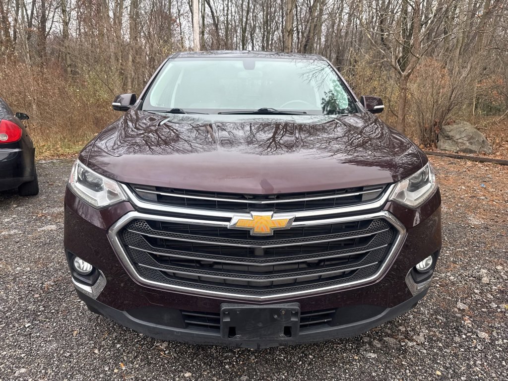 Used 2018 Chevrolet Traverse LT image 2