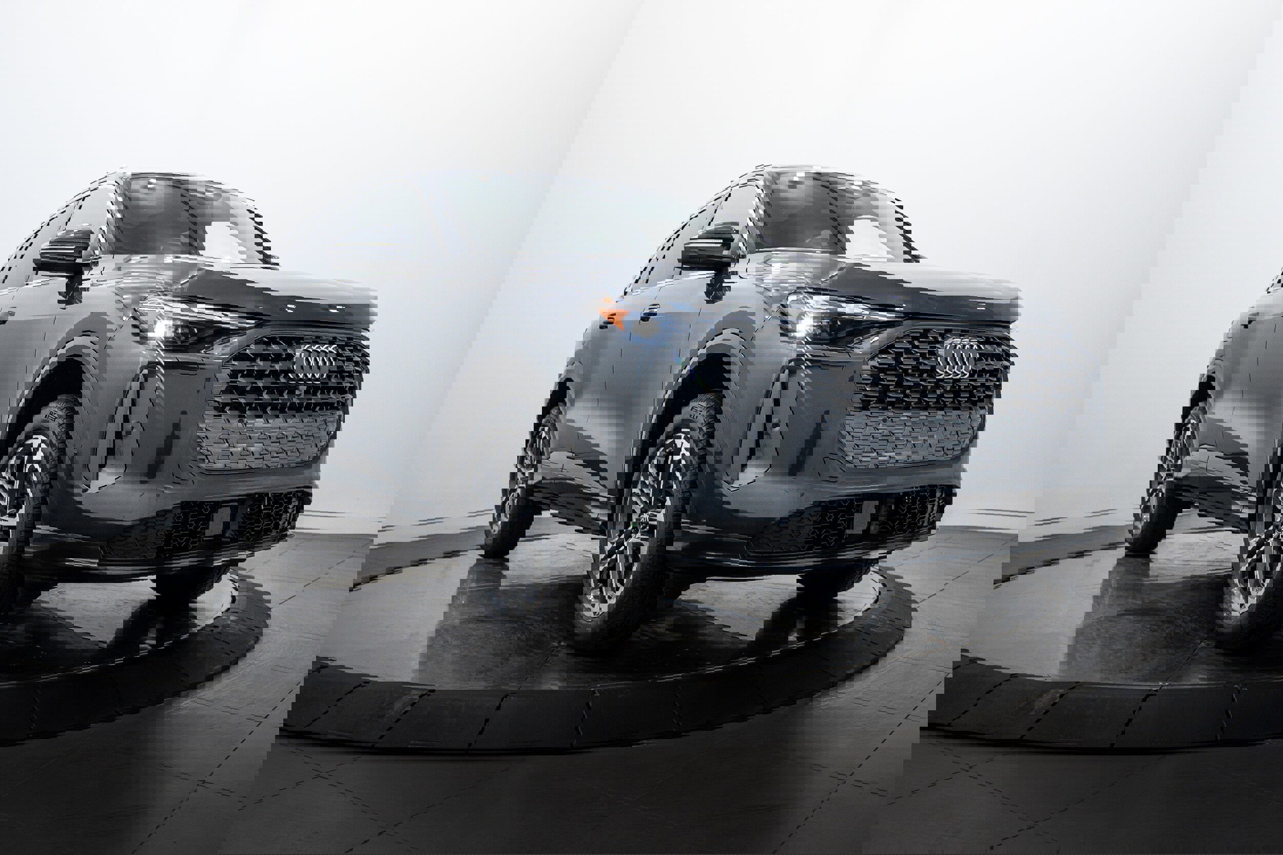 New 2025 Audi Q5 Premium