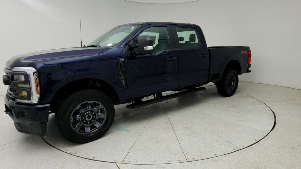 Used 2024 Ford F250 XL w/ STX Appearance Package image 5