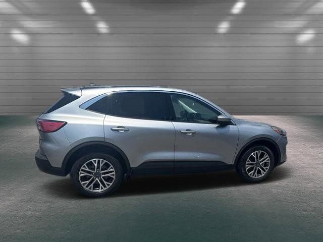 Certified 2022 Ford Escape SEL w/ Technology Package AWD/4WD image 8